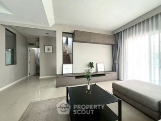 出租 3 卧室 独立屋 在 Prawet, 曼谷