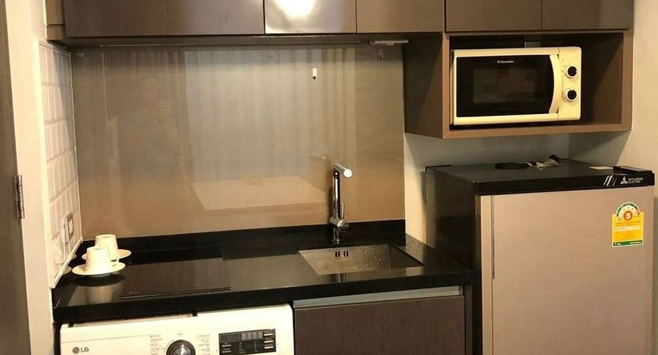 For rent 1 Beds condo in Khlong Toei, Bangkok
