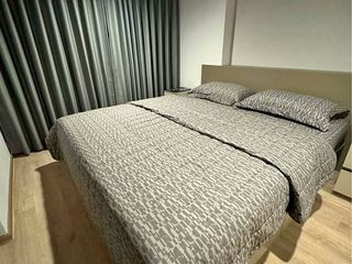 For rent 2 bedrooms condo in Huai Khwang, Bangkok