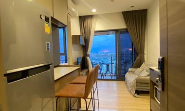 For sale 1 bed condo in Phaya Thai, Bangkok
