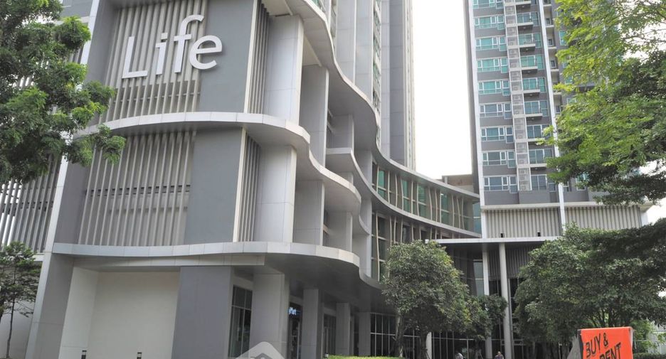 For sale 2 ベッドルーム condo in Huai Khwang, Bangkok