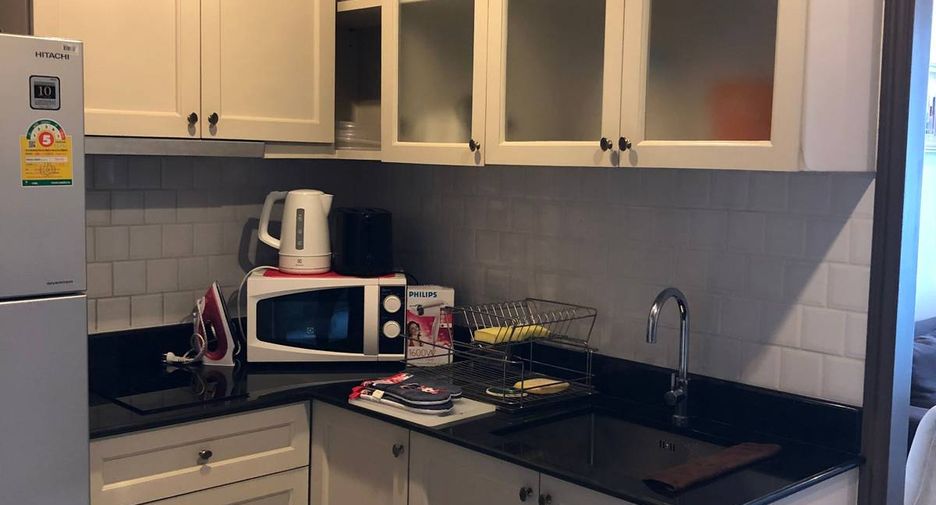 Condo en alquiler y en venta de 1 habitaciones en Pathum Wan, Bangkok