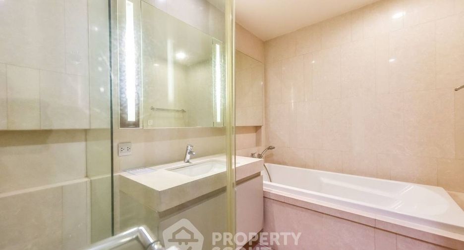 For sale 1 bed condo in Watthana, Bangkok