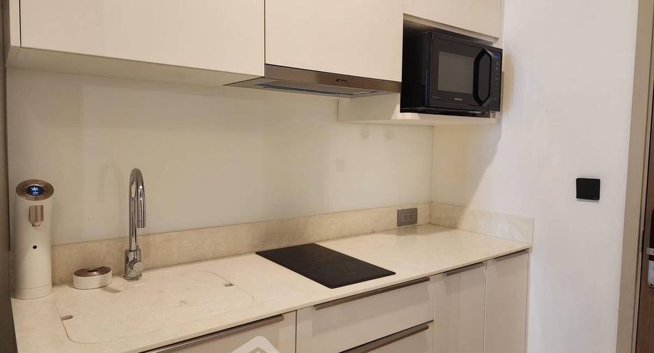 À vendre 1 chambre condo à Bang Rak, Bangkok