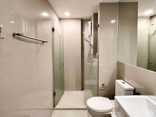 Продажа 1 кровать кондо в Кхан На Яо, Бангкок