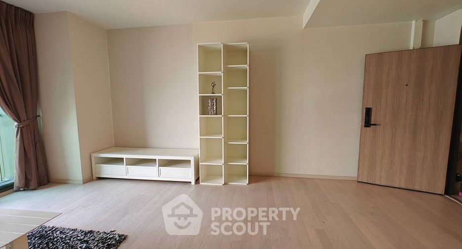 For sale 1 bed condo in Watthana, Bangkok