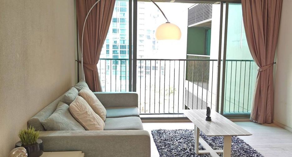 For sale 1 bed condo in Watthana, Bangkok