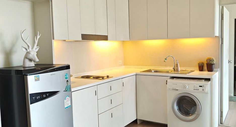 For sale 1 bed condo in Watthana, Bangkok