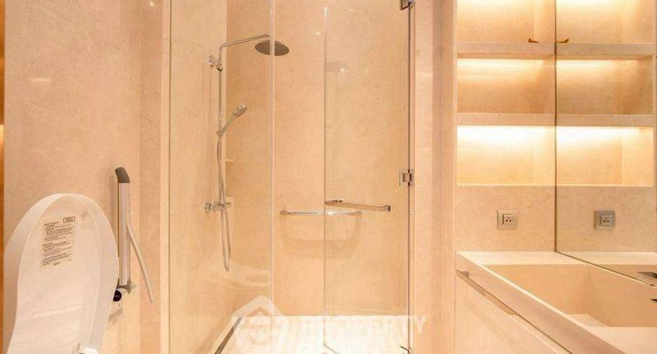 Продажа 3 спальни кондо в Патхум Щан, Бангкок