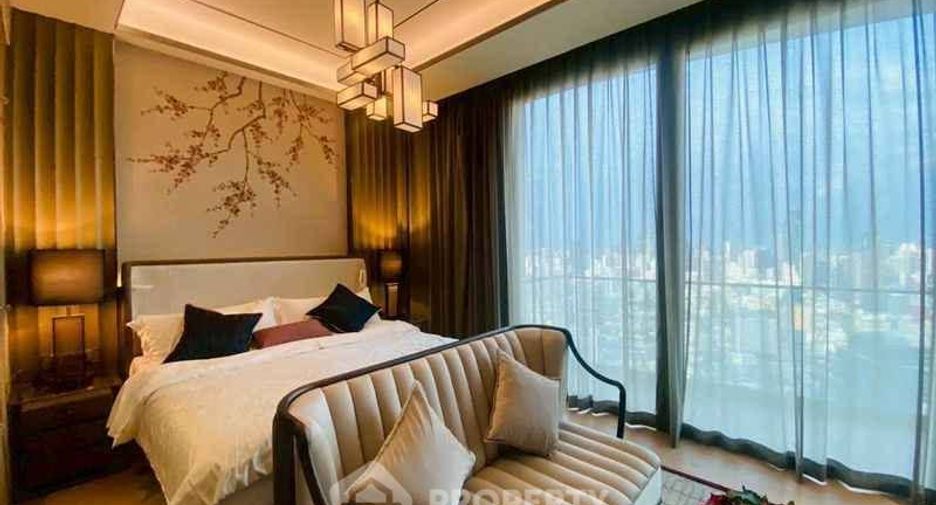 À louer et à vendre 3 chambres condo à Khlong San, Bangkok