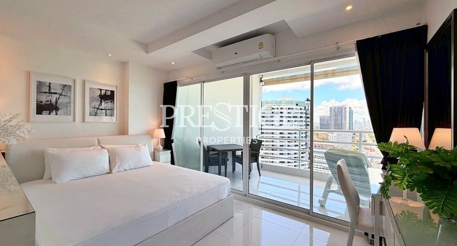 For rent studio condo in Pratumnak, Pattaya