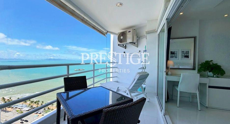 For rent studio condo in Pratumnak, Pattaya