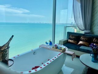 À vendre et à louer 2 chambres condo à Bang Saray, Pattaya