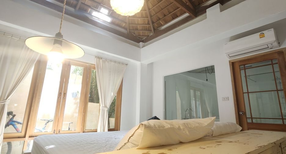 For rent 4 bedrooms villa in Mueang Phuket, Phuket