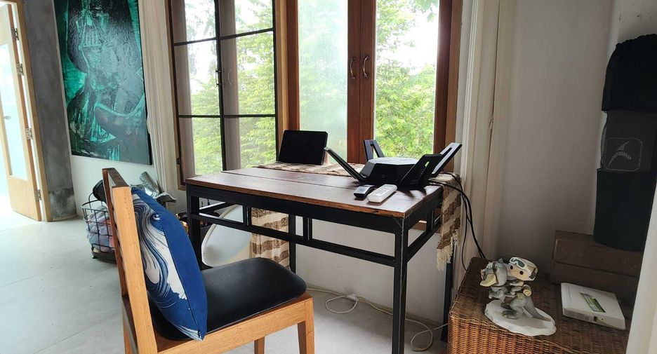For rent 4 bedrooms villa in Mueang Phuket, Phuket