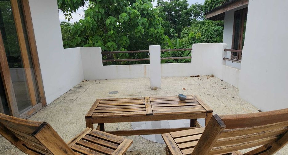 For rent 4 bedrooms villa in Mueang Phuket, Phuket