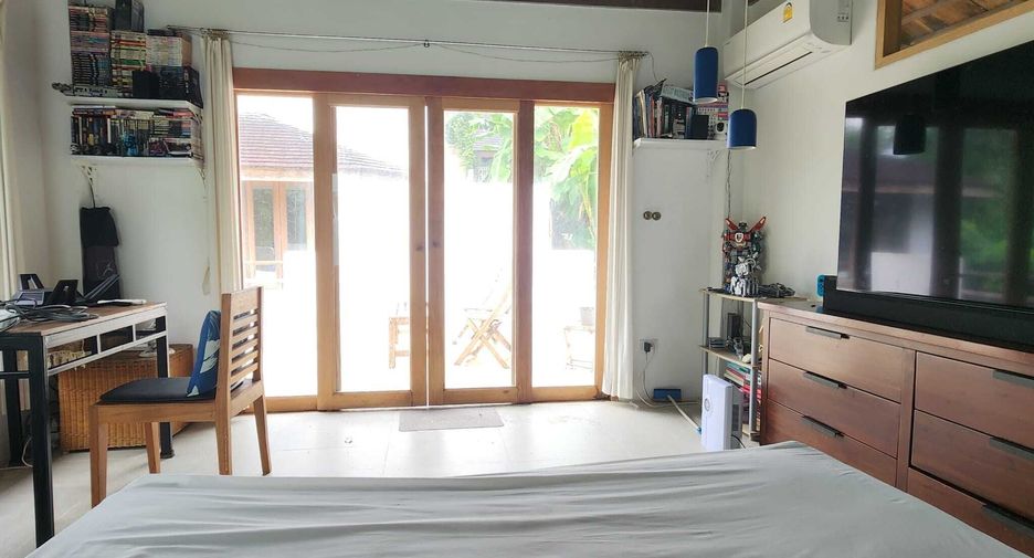 For rent 4 bedrooms villa in Mueang Phuket, Phuket