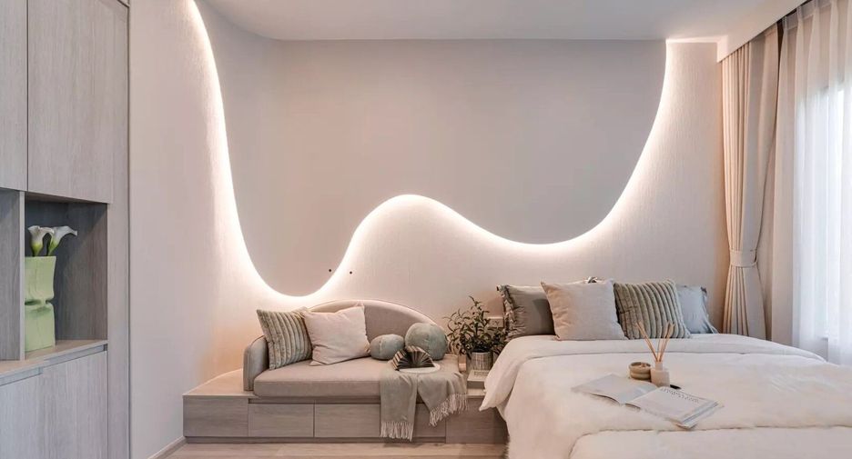 For sale 2 bedrooms condo in Huai Khwang, Bangkok