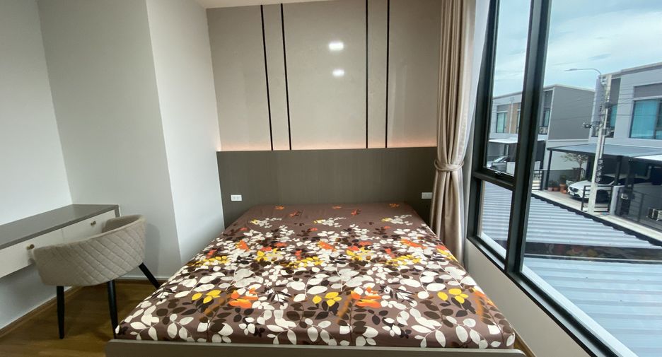 出租 3 卧室 联排别墅 在 Bang Phli, Samut Prakan