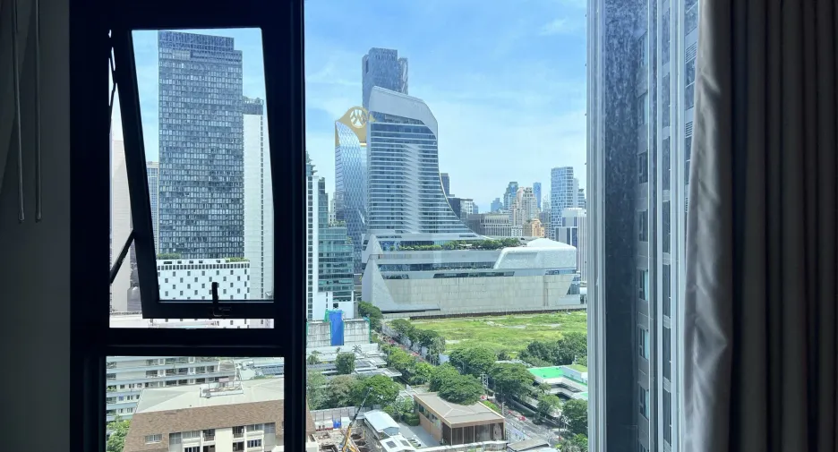 À louer 1 chambre condo à Pathum Wan, Bangkok