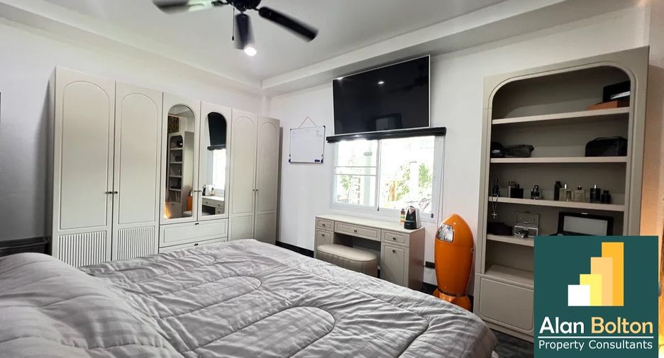For rent and for sale 3 bedrooms house in South Pattaya, Pattaya