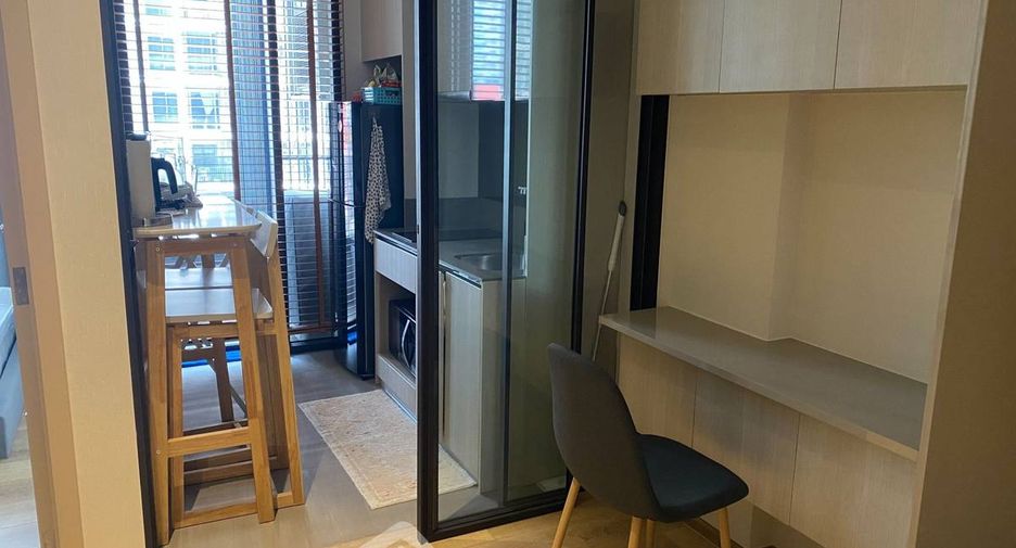 Condo en alquiler de 1 habitaciones en Watthana, Bangkok
