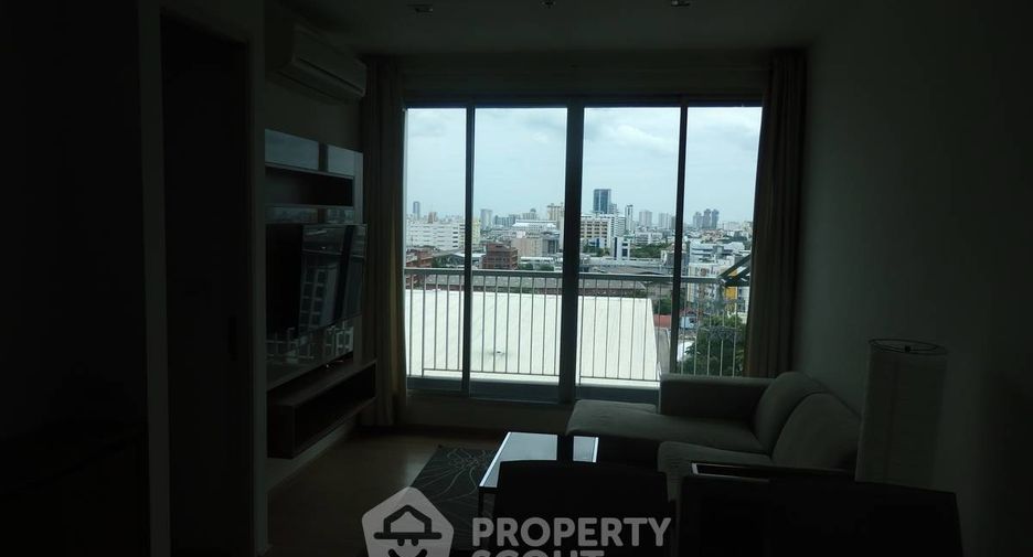 À louer 1 chambre condo à Phra Khanong, Bangkok