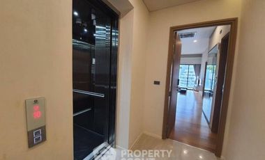 For rent 2 ベッドルーム condo in Watthana, Bangkok
