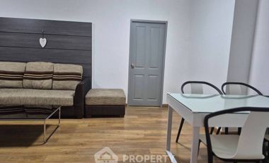 For rent 2 ベッドルーム condo in Watthana, Bangkok