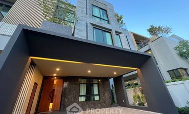 Haus zur Miete mit 4 Zimmer in Suan Luang, Bangkok