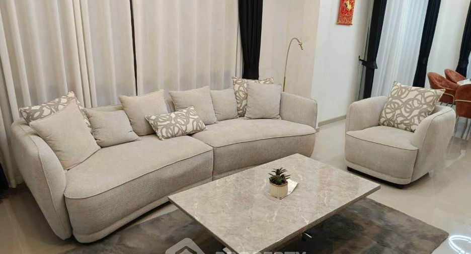 For rent 4 bedrooms house in East Pattaya, Pattaya
