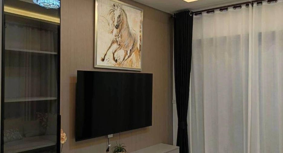 For rent 4 bedrooms house in East Pattaya, Pattaya