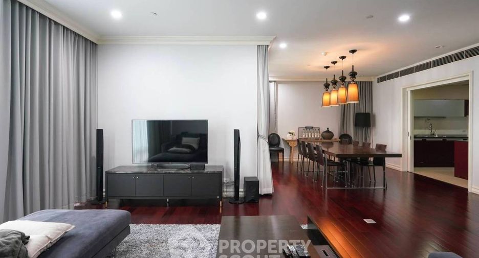 Condo en alquiler de 4 habitaciones en Pathum Wan, Bangkok
