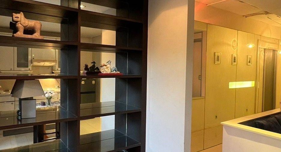 For rent 1 bed condo in Pathum Wan, Bangkok