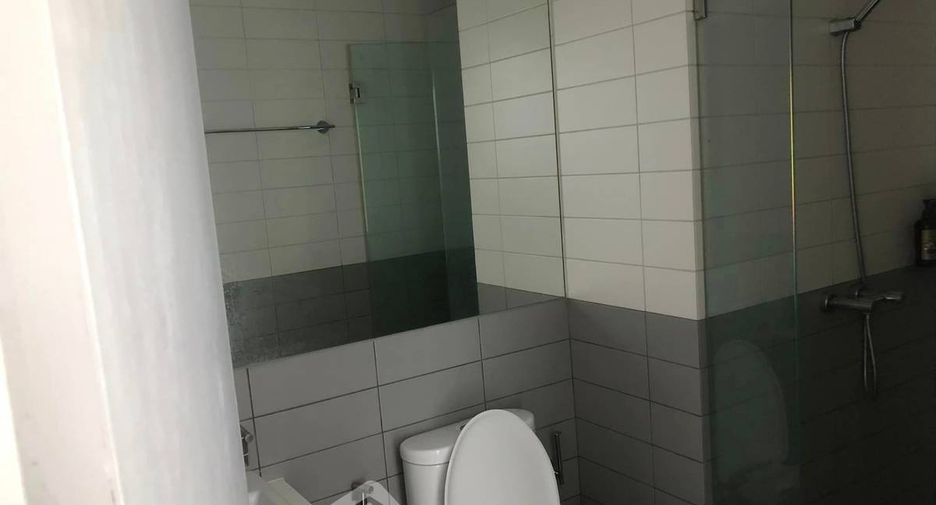 Аренда 2 спальни кондо в Пхра Кханонг, Бангкок