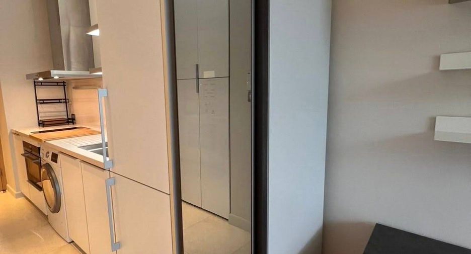 À louer 1 chambre condo à Pathum Wan, Bangkok