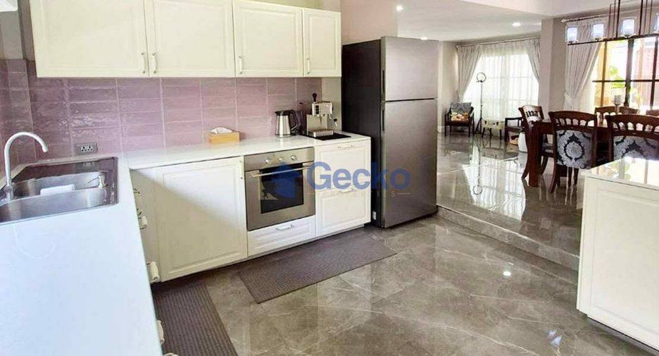 Casa en venta de 3 habitaciones en East Pattaya, Pattaya
