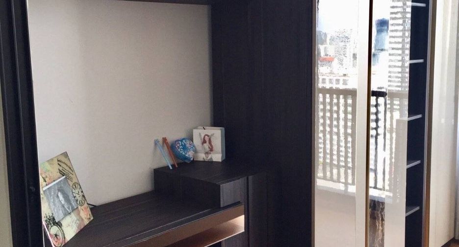 Condo en alquiler de 1 habitaciones en Sathon, Bangkok