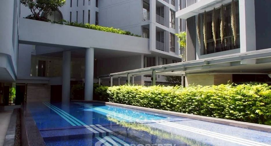 For rent 2 bedrooms condo in Watthana, Bangkok