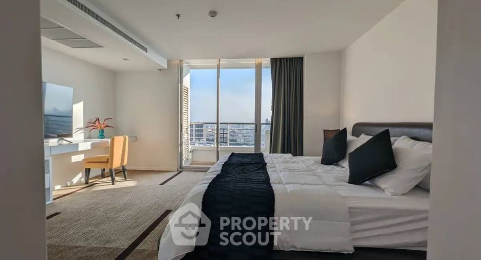 Condo en alquiler de 3 habitaciones en Sathon, Bangkok
