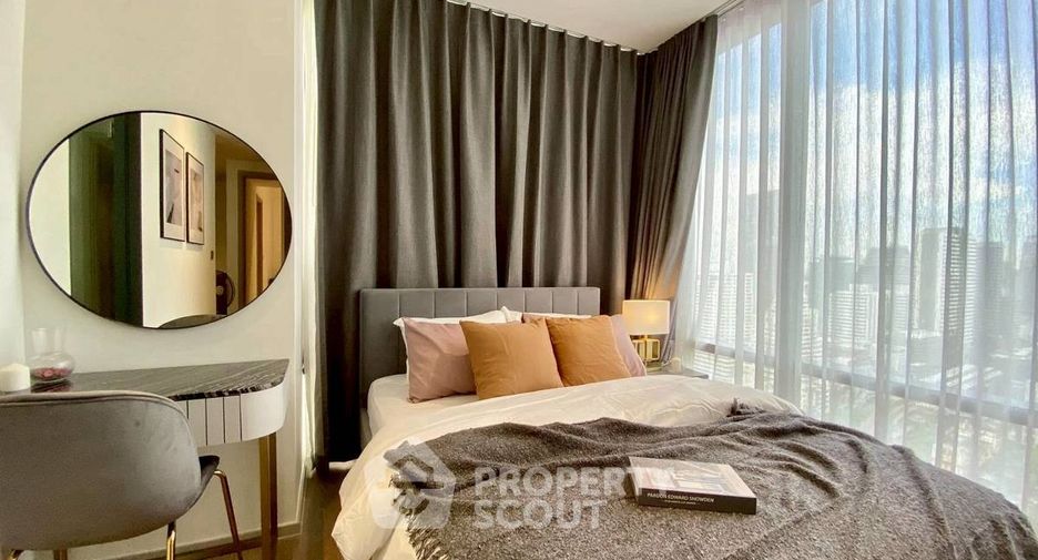 For rent 2 bedrooms condo in Bang Rak, Bangkok