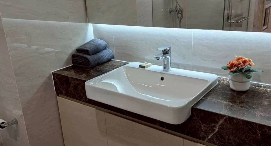 Condo en alquiler de 2 habitaciones en Watthana, Bangkok