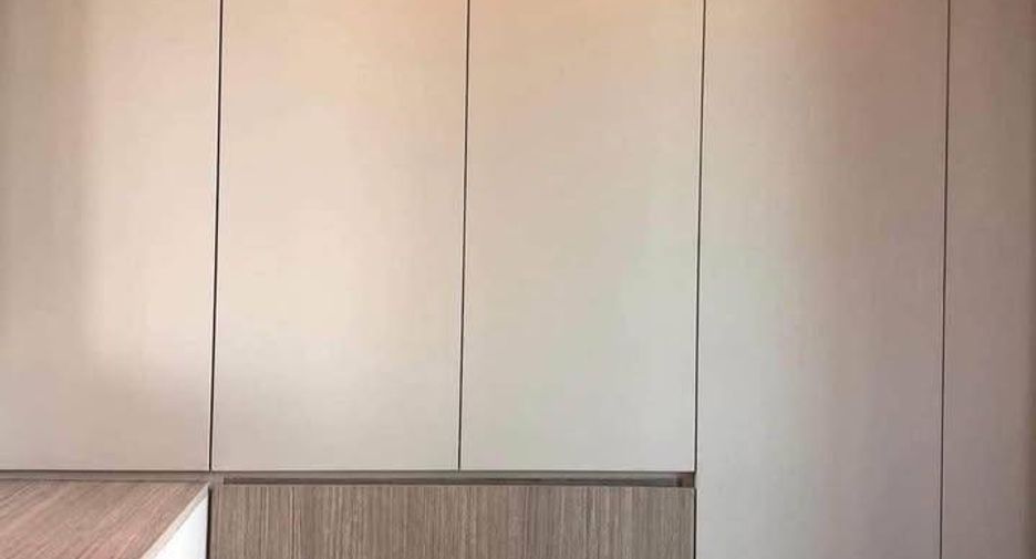 Wohnung zur Miete mit 1 Zimmer in Pathum Wan, Bangkok