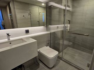 For rent 2 bedrooms condo in Bang Rak, Bangkok