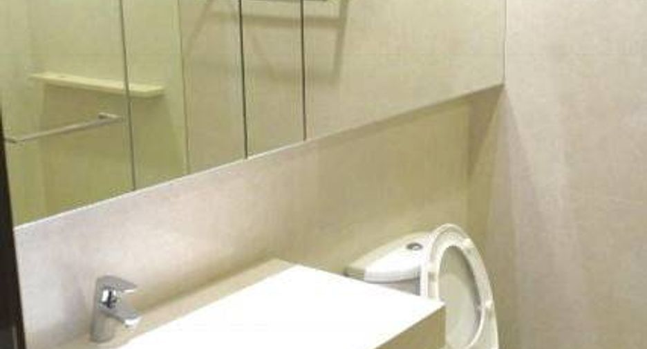 For rent 2 ベッドルーム condo in Watthana, Bangkok