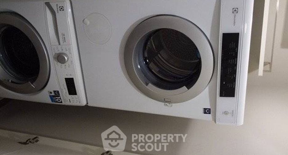 For rent 2 ベッドルーム condo in Watthana, Bangkok