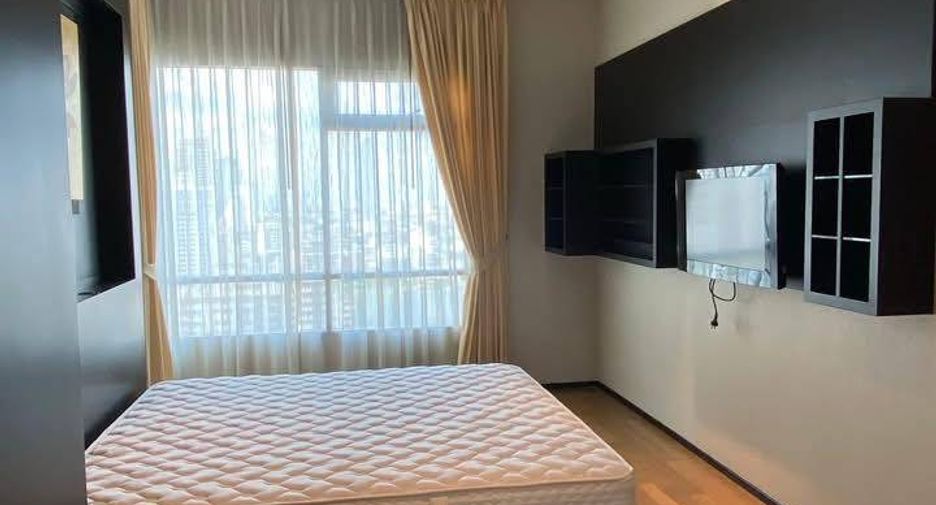 For rent 3 ベッドルーム condo in Khlong Toei, Bangkok