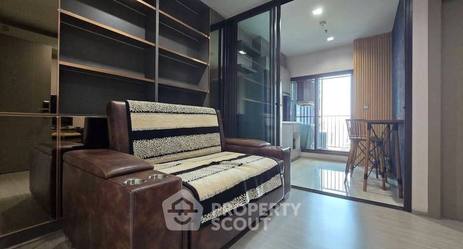 For rent 1 bed condo in Huai Khwang, Bangkok