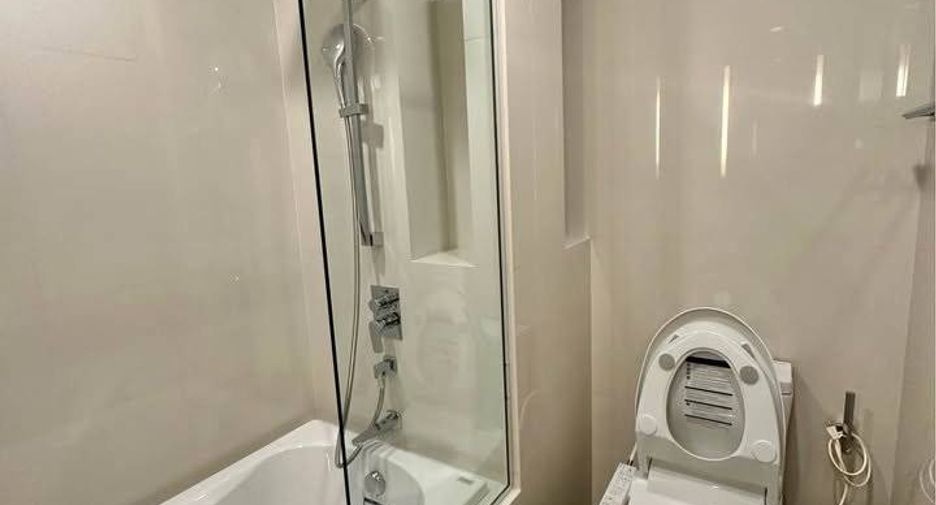 À louer 1 chambre condo à Khlong Toei, Bangkok