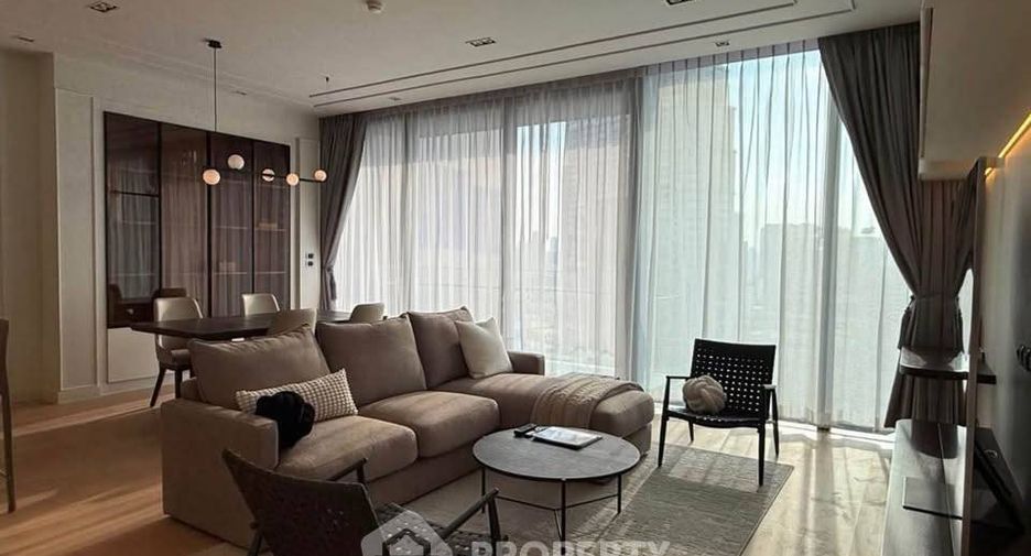 For rent 2 bedrooms condo in Khlong Toei, Bangkok
